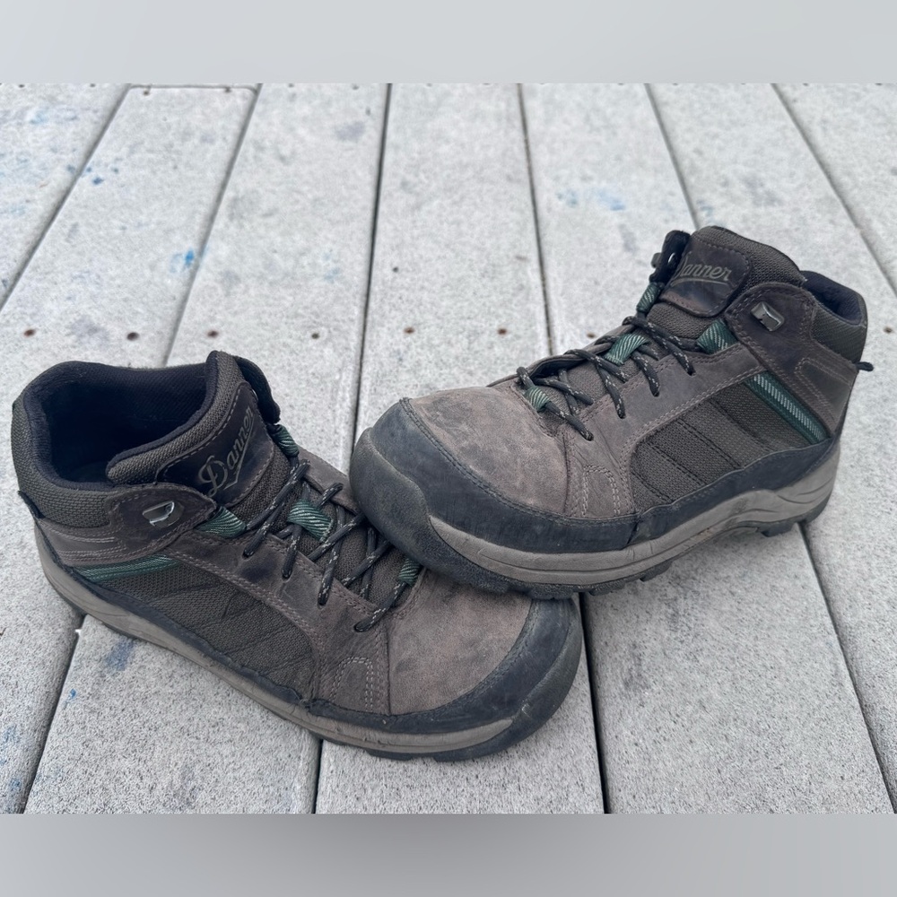 Danner Riverside 4.5 Men's Work Boots w/ Safety Toe